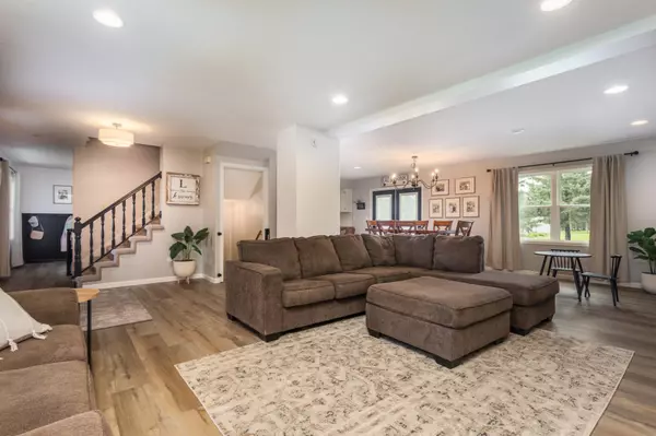 Alexandria, MN 56308,1921 Sherman DR NW