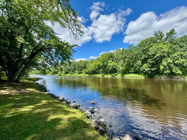 Pine City, MN 55063,33631 Saint Croix Rd