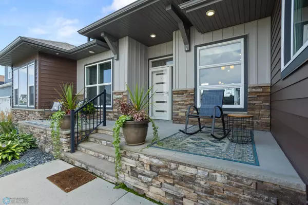 West Fargo, ND 58078,1069 51st AVE W