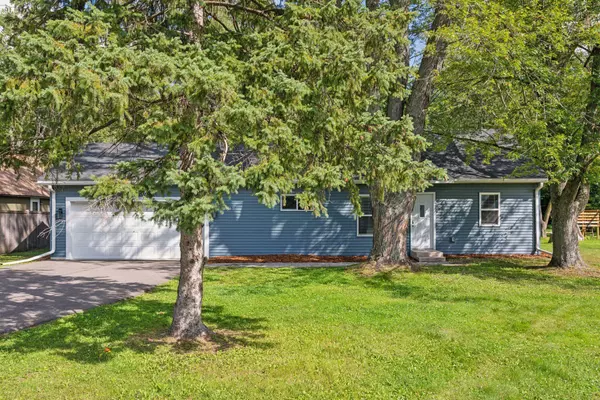 Blaine, MN 55449,8843 Naples ST NE