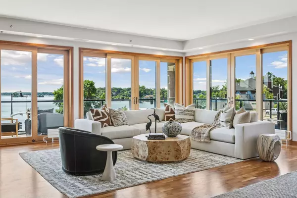 Spring Park, MN 55384,4100 Shoreline DR #S201