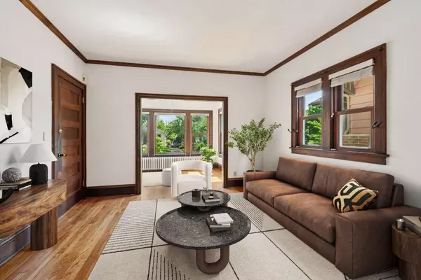 Minneapolis, MN 55409,4104 Bryant AVE S #102