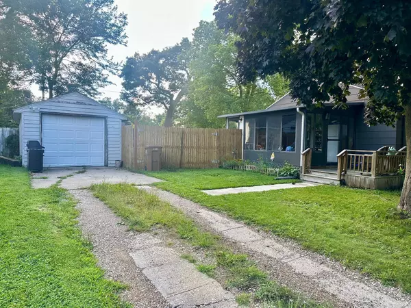 Albert Lea, MN 56007,609 Edgewood AVE