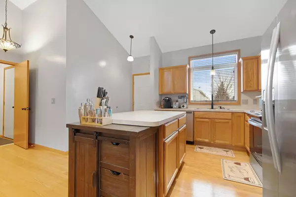 Shakopee, MN 55379,2230 Downing AVE