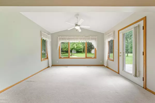 Oakdale, MN 55128,6297 15th ST N