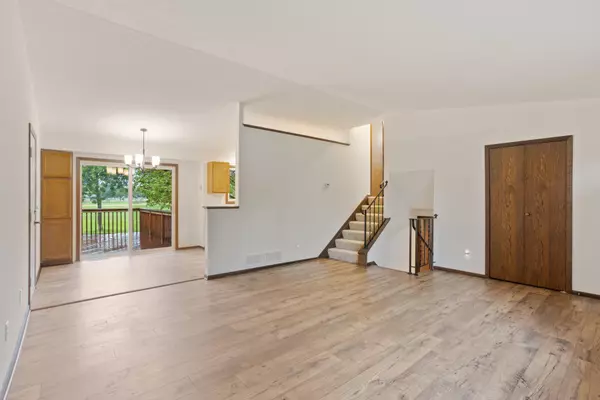 Maple Grove, MN 55369,9895 98th PL N