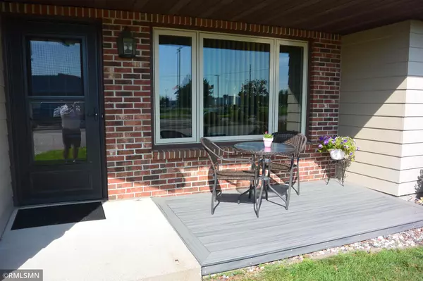 Glencoe, MN 55336,901 Vinton AVE