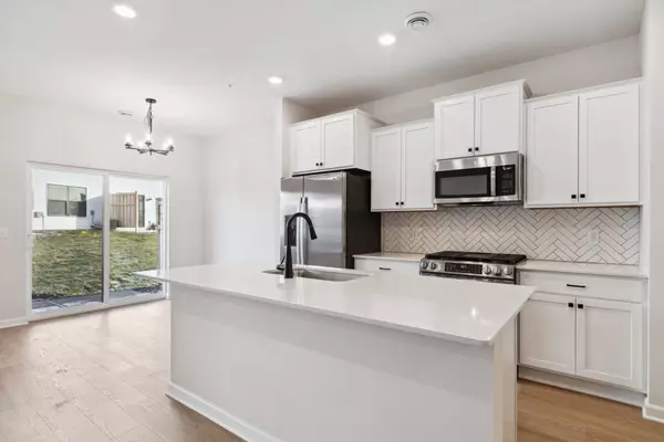 Rogers, MN 55374,23185 Creekview CT