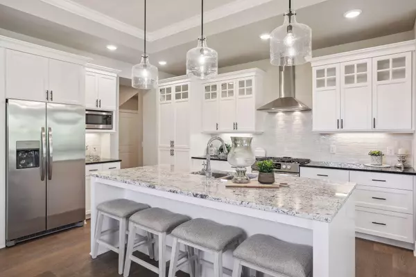 Plymouth, MN 55446,18008 38th PL N