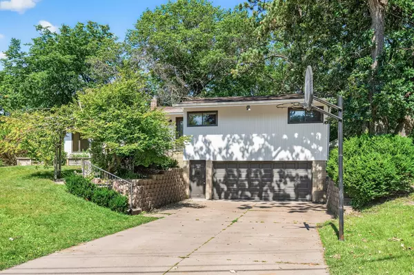 Maplewood, MN 55109,1937 Flandrau ST