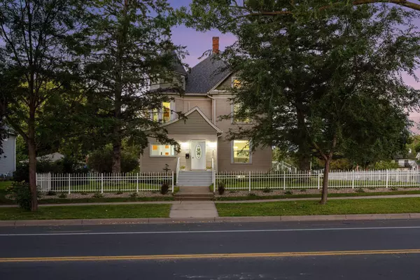 Northfield, MN 55057,917 Division ST S