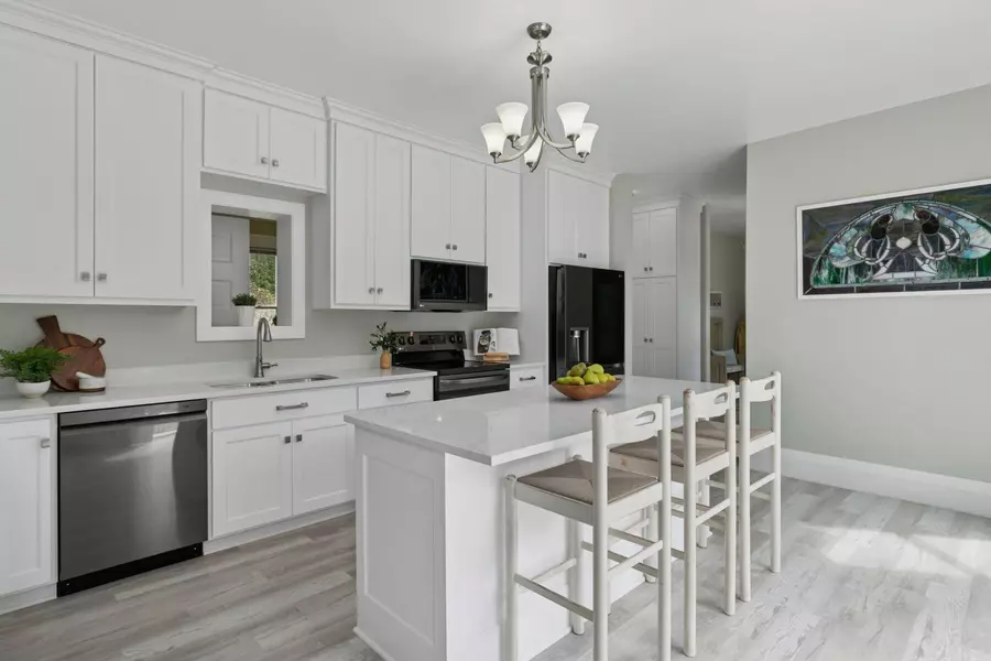 917 Division ST S, Northfield, MN 55057