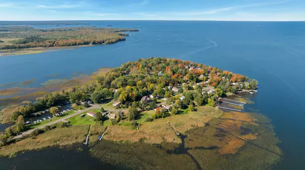 1520 White Cloud DR S, Isle, MN 56342