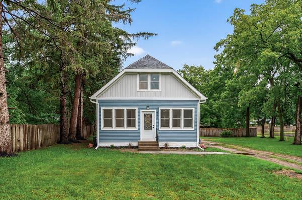 1336 Lilac DR N, Golden Valley, MN 55422