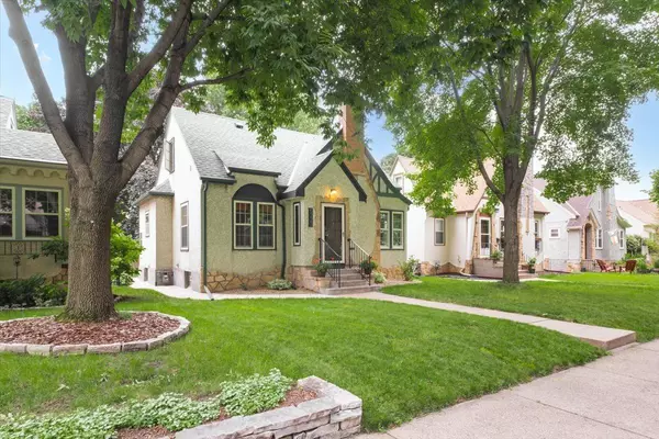 Minneapolis, MN 55417,5223 15th AVE S