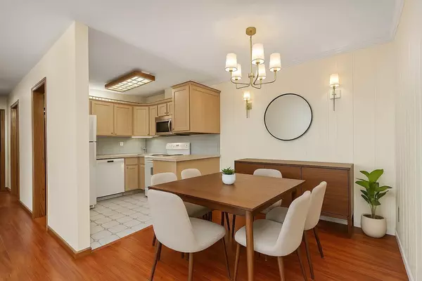 Mound, MN 55364,5440 Three Points BLVD #536