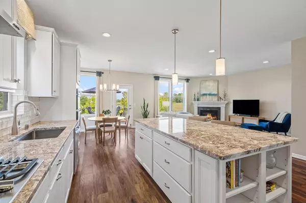 Maple Grove, MN 55369,8280 Oakview CT N