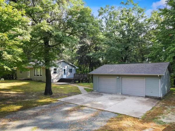Wyoming, MN 55092,6858 E Viking BLVD