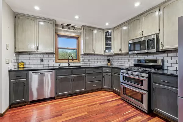 Oakdale, MN 55128,7492 Upper 24th ST N