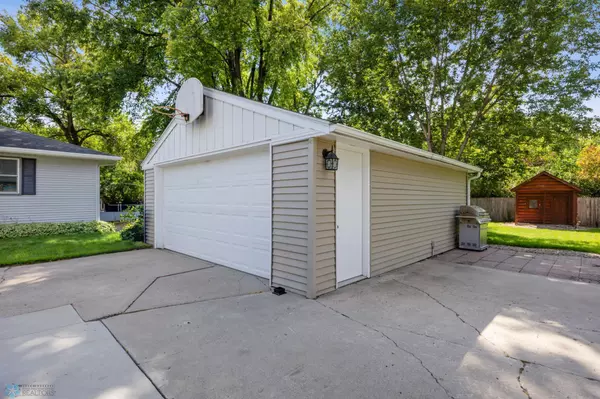 Moorhead, MN 56560,1615 13th ST S