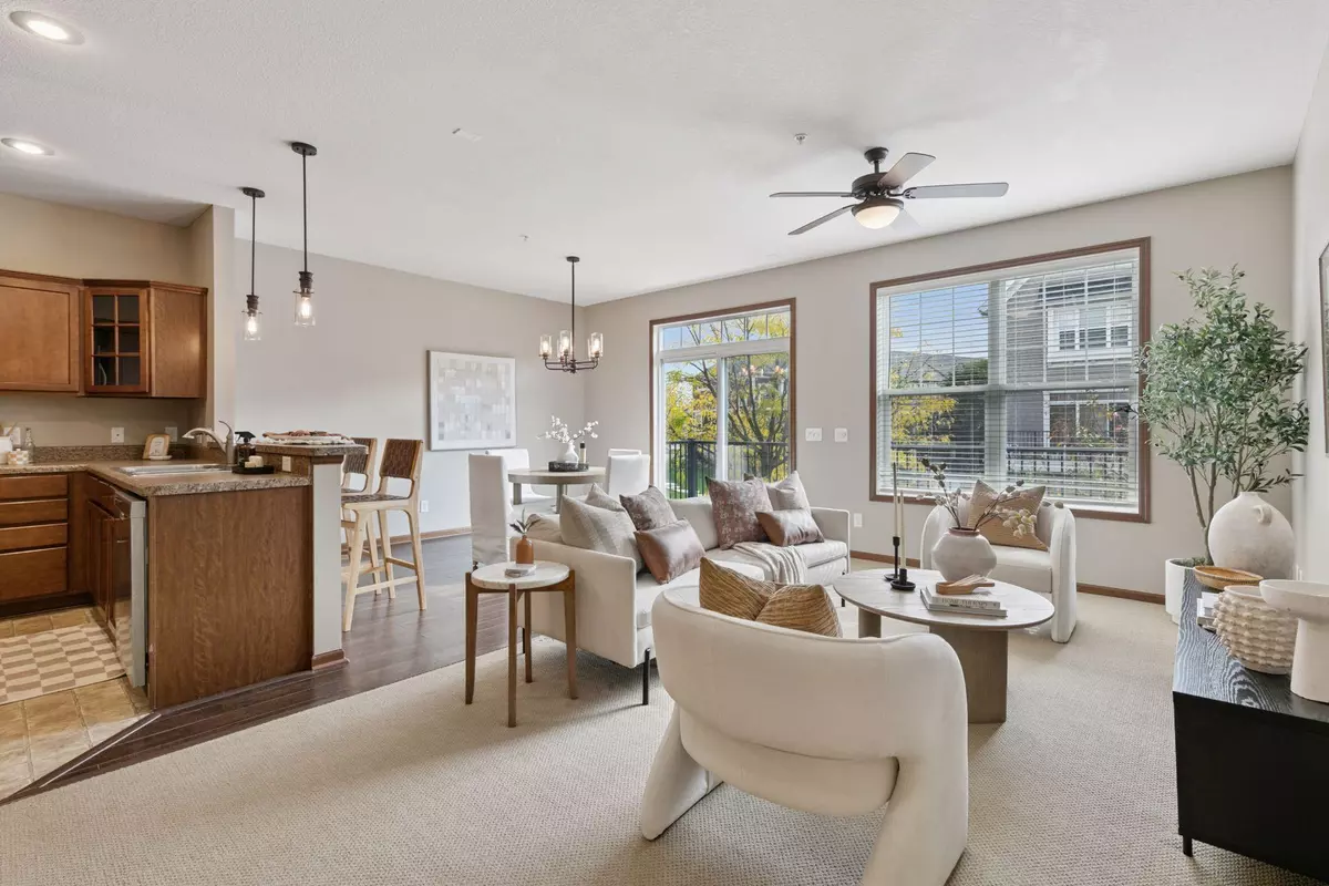 Apple Valley, MN 55124,15619 Echo Ridge RD #908