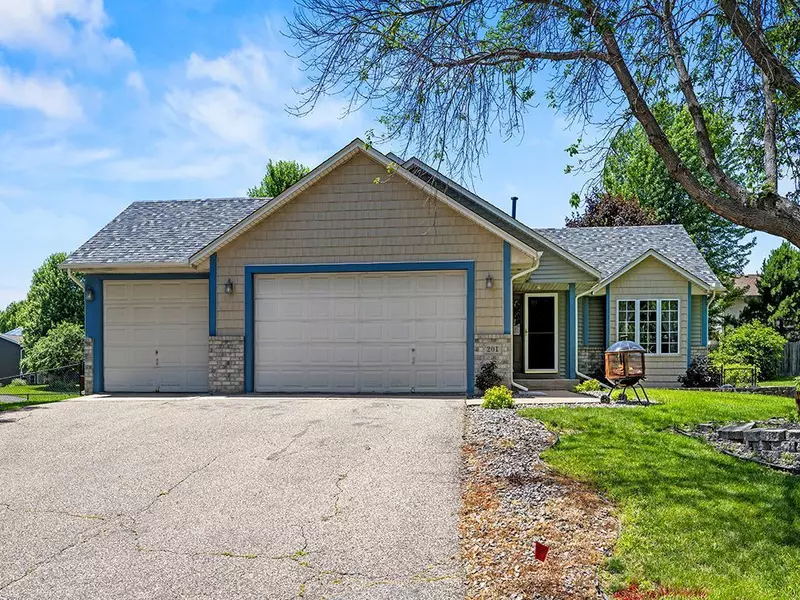 201 3rd ST NW, Saint Michael, MN 55376