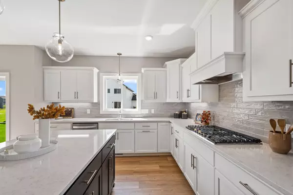 Lakeville, MN 55044,5324 176th ST W