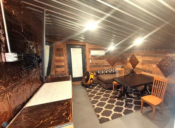 Great Bend, ND 58075,210 1st ST