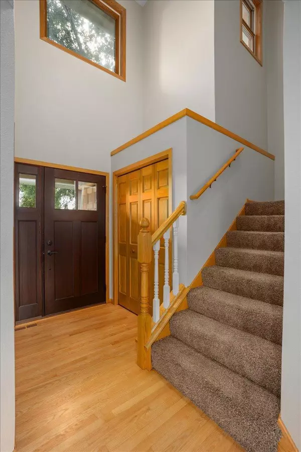 Hudson, WI 54016,960 Fraser LN