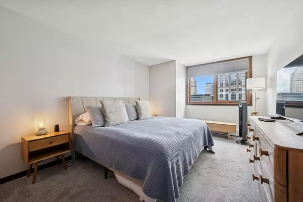 Minneapolis, MN 55415,433 S 7th ST #1919