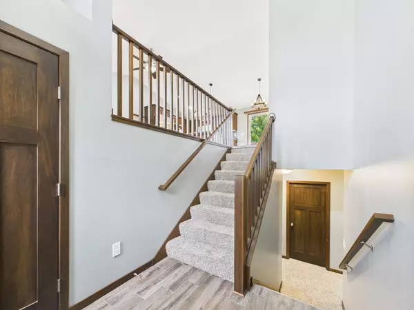 New Prague, MN 56071,1214 Olivia ST SE