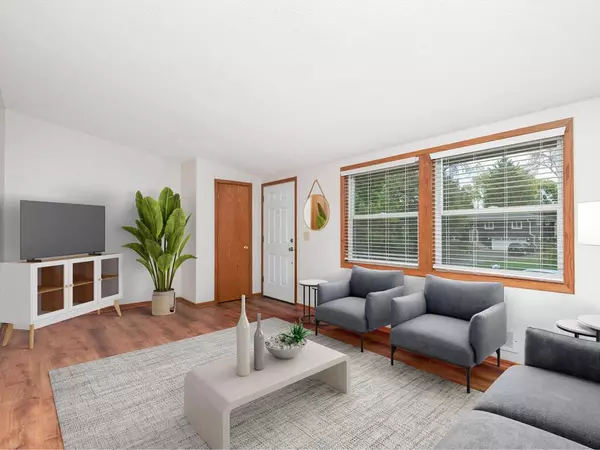 Minnetonka, MN 55345,5826 Salisbury AVE