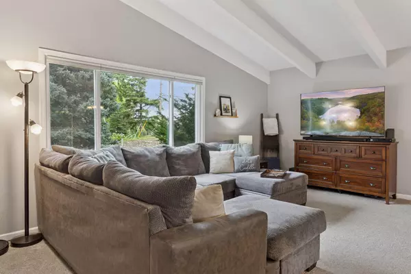 New Hope, MN 55427,8925 29th AVE N