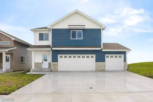 2509 38th AVE S, Moorhead, MN 56560
