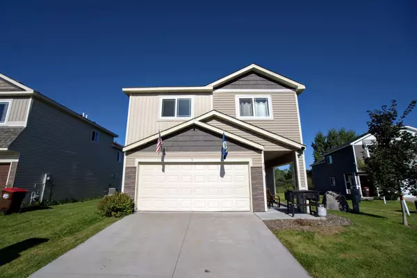 310 Pinto CIR, Braham, MN 55006