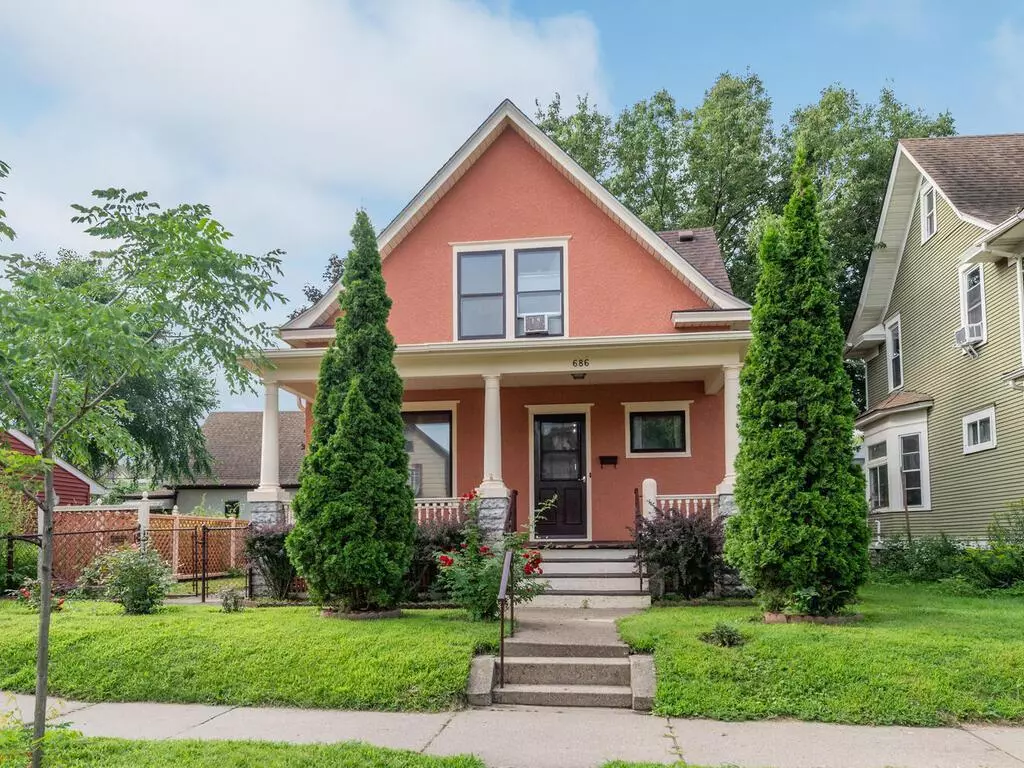 Saint Paul, MN 55104,686 Lafond AVE