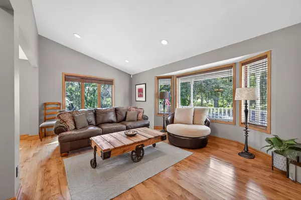 Lake Elmo, MN 55042,8727 Demontreville TRL N