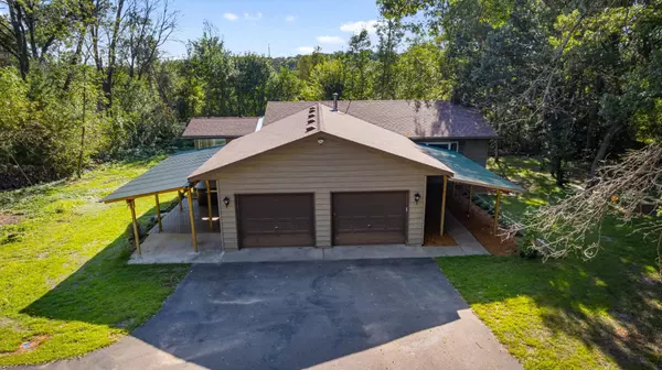 8480 W Beatrice DR, Clear Lake, MN 55319