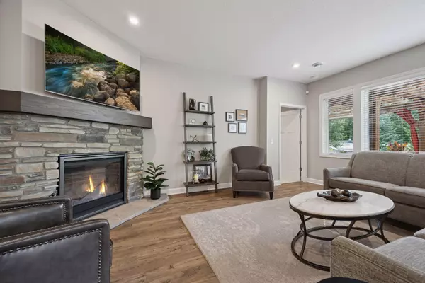 Victoria, MN 55386,7710 Vincent DR