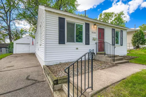 Bloomington, MN 55420,8232 Wentworth AVE S