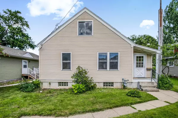 Saint Cloud, MN 56304,310 Wilson AVE NE