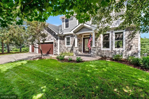 Mendota Heights, MN 55120,2450 Whitfield DR