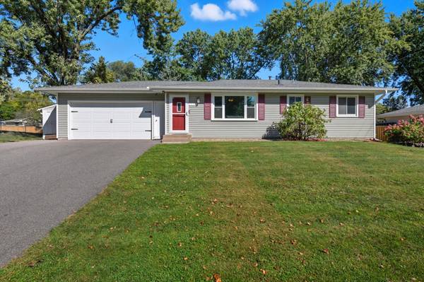 3907 Mica TRL, Eagan, MN 55122