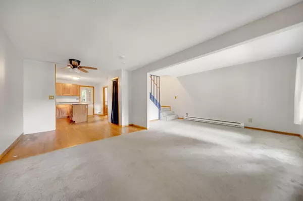 Saint Paul, MN 55117,950 Marion ST