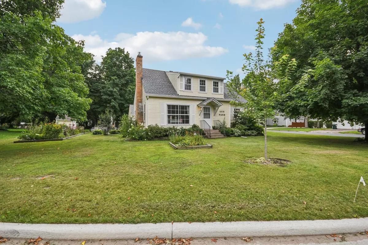 Luck, WI 54853,400 E Park AVE