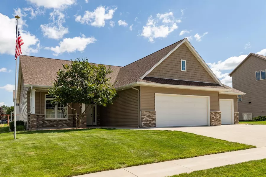810 9th AVE NW, Byron, MN 55920