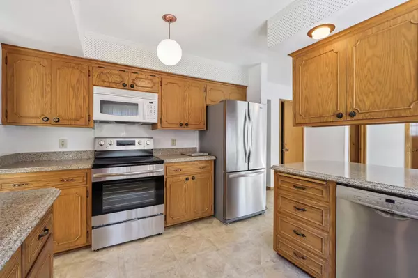 Saint Paul, MN 55116,528 Lexington Pkwy S