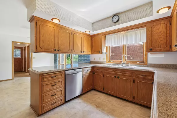 Saint Paul, MN 55116,528 Lexington Pkwy S