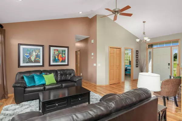 East Bethel, MN 55005,23472 Isanti ST NE