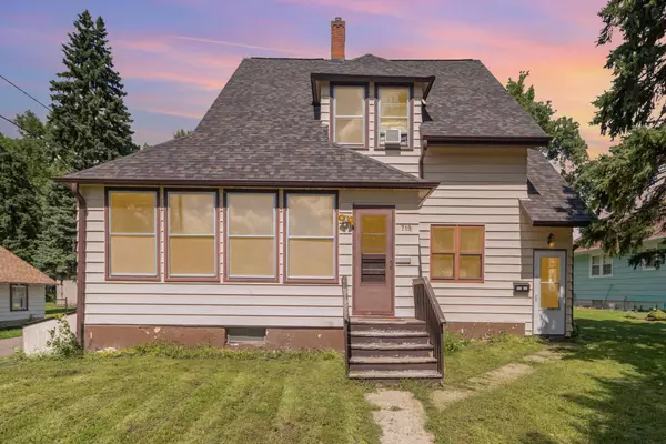 Glencoe, MN 55336,719 14th ST E